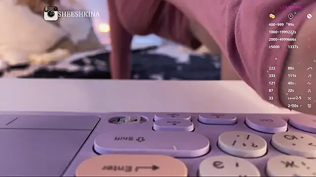 Snapshot of somejgirl chatting on 02/04/25, 01:59 somejgirl online show from 02/04/25, 01:59