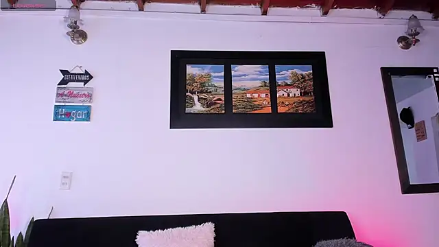 AlanaJohnson  online show from 02/04/25, 07:00