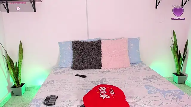 AlanaJohnson  online show from 03/18/25, 03:31