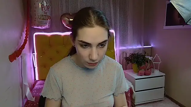 NikaStark  online show from 03/04/25, 07:32