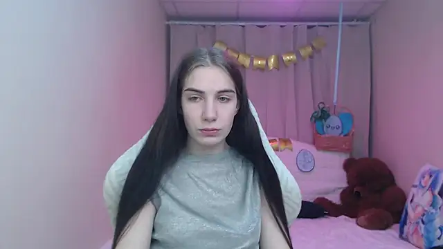 Snapshot of NikaStark_ chatting on 04/13/26, 06:46 NikaStark online show from 04/13/26, 06:46