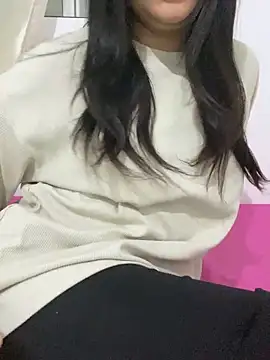 yassminsexy22 online show from 01/11/25, 12:07