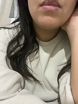 yassminsexy22 online show from 01/11/25, 08:10