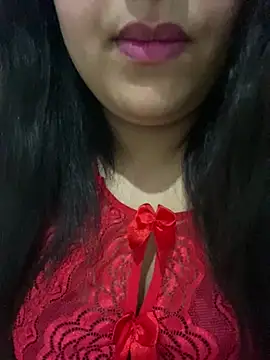 yassminsexy22 online show from 01/13/25, 02:00