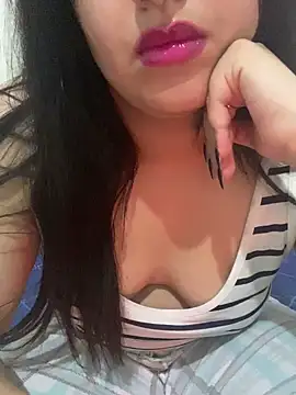 yassminsexy22 online show from 01/28/25, 06:17