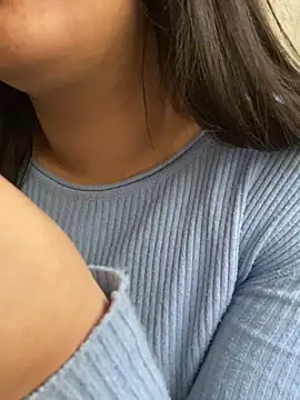 yassminsexy22 online show from 02/06/25, 08:29