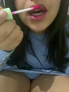 yassminsexy22 online show from 02/08/25, 09:46