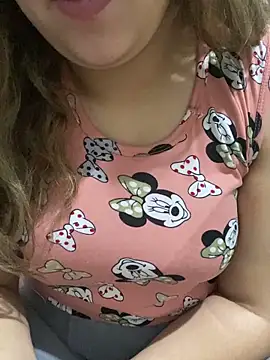 yassminsexy22 online show from 02/04/26, 12:44