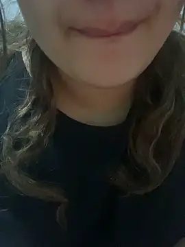 Snapshot of yassminsexy22 chatting on 03/08/26, 07:06 yassminsexy22 online show from 03/08/26, 07:06