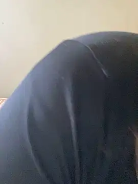 Snapshot of yassminsexy22 chatting on 03/29/26, 01:55 yassminsexy22 online show from 03/29/26, 01:55