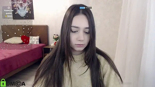 Snapshot of Mary_Moonlight chatting on 12/08/24, 03:45 Mary Moonlight online show from 12/08/24, 03:45