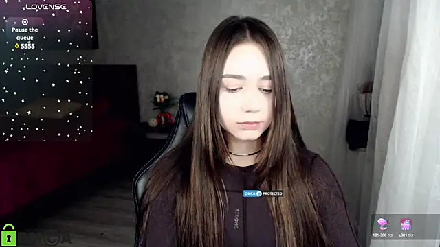 Snapshot of Mary_Moonlight chatting on 12/13/24, 05:32 Mary Moonlight online show from 12/13/24, 05:32