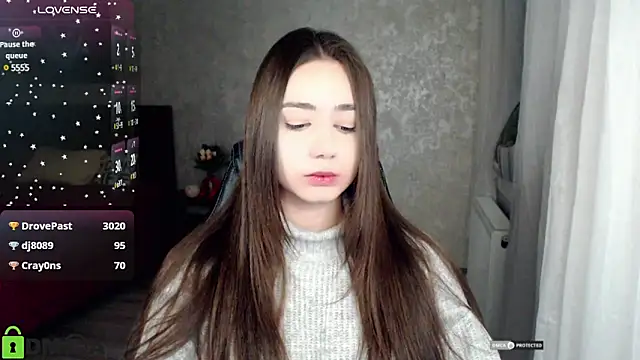 Snapshot of Mary_Moonlight chatting on 01/03/25, 08:43 Mary Moonlight online show from 01/03/25, 08:43