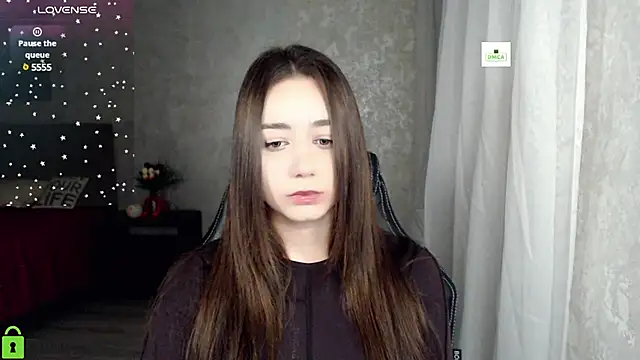 Snapshot of Mary_Moonlight chatting on 01/08/25, 04:22 Mary Moonlight online show from 01/08/25, 04:22