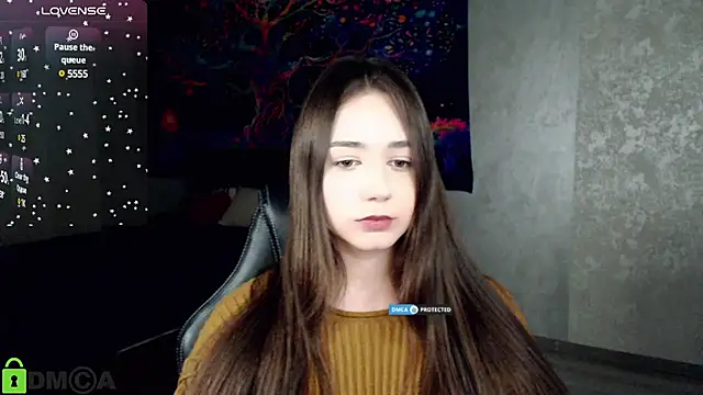 Snapshot of Mary_Moonlight chatting on 02/19/25, 04:00 Mary Moonlight online show from 02/19/25, 04:00