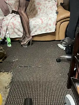 Snapshot of UtopianMisfit1 chatting on 02/09/26, 05:22 UtopianMisfit1 online show from 02/09/26, 05:22