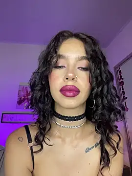 MarianaSnake online show from 11/21/25, 08:07