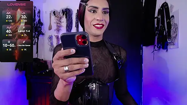 Snapshot of akinoro_ chatting on 12/15/24, 06:59 akinoro  online show from 12/15/24, 06:59