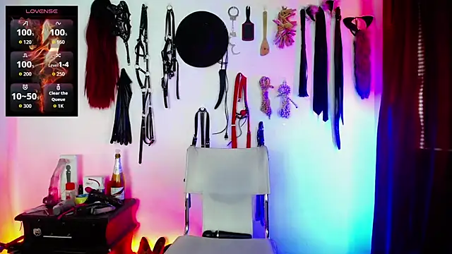 Snapshot of akinoro_ chatting on 09/10/25, 07:14 akinoro  online show from 09/10/25, 07:14