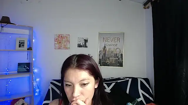 Snapshot of Sian__1 chatting on 12/02/24, 07:27 Sian 1 online show from 12/02/24, 07:27