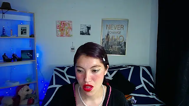 Snapshot of Sian__1 chatting on 12/02/24, 10:34 Sian 1 online show from 12/02/24, 10:34