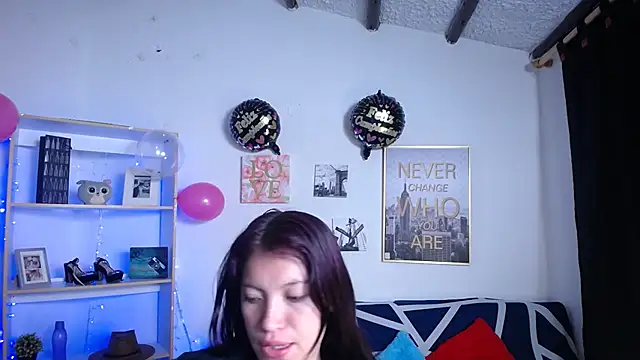 Snapshot of Sian__1 chatting on 12/04/24, 12:25 Sian 1 online show from 12/04/24, 12:25
