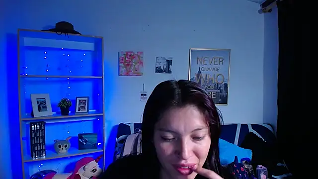Snapshot of Sian__1 chatting on 01/13/25, 12:35 Sian 1 online show from 01/13/25, 12:35