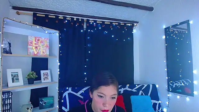 Snapshot of Sian__1 chatting on 02/27/25, 05:36 Sian 1 online show from 02/27/25, 05:36