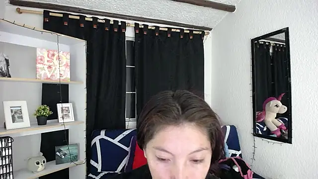 Snapshot of Sian__1 chatting on 03/03/25, 02:26 Sian 1 online show from 03/03/25, 02:26