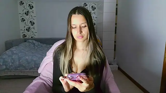 Submissive love online show from 11/14/25, 06:28