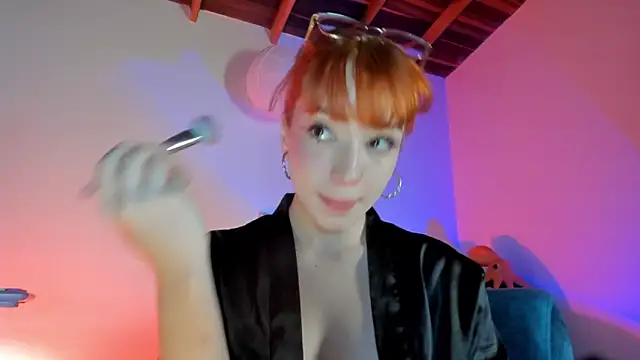 Snapshot of sweeet_peach chatting on 04/16/26, 01:39 sweeet peach online show from 04/16/26, 01:39