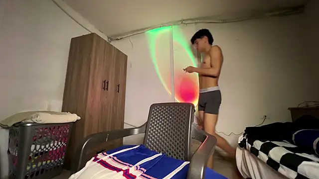 Snapshot of Angelligth chatting on 11/06/25, 03:51 Angelligth online show from 11/06/25, 03:51