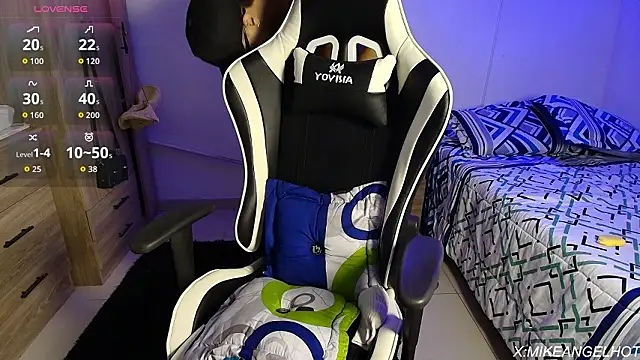 Snapshot of Angelligth chatting on 03/02/26, 03:41 Angelligth online show from 03/02/26, 03:41