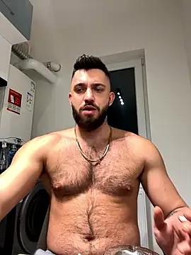 Snapshot of LoveIsBlind_ chatting on 12/06/24, 11:03 LoveIsBlind  online show from 12/06/24, 11:03