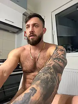 Snapshot of LoveIsBlind_ chatting on 12/21/24, 12:09 LoveIsBlind  online show from 12/21/24, 12:09