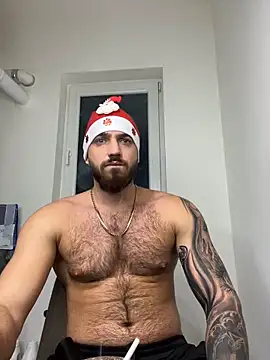 Snapshot of LoveIsBlind_ chatting on 12/29/24, 06:49 LoveIsBlind  online show from 12/29/24, 06:49