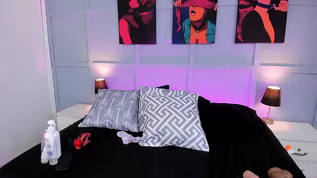 Snapshot of Elizabeth_Santos chatting on 01/15/25, 07:37 Elizabeth Santos online show from 01/15/25, 07:37