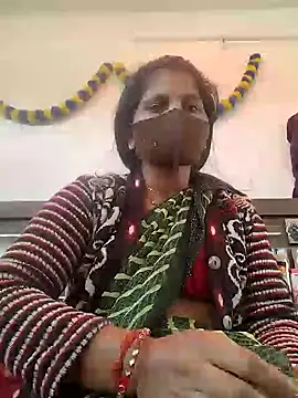 Snapshot of Hot_priya2 chatting on 12/12/24, 10:24 Hot priya2 online show from 12/12/24, 10:24