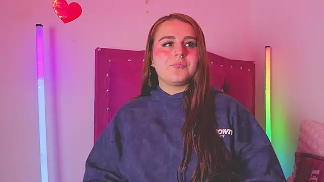 evy orange1 online show from 10/07/25, 01:14