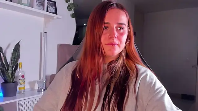 evy orange1 online show from 02/10/26, 02:48