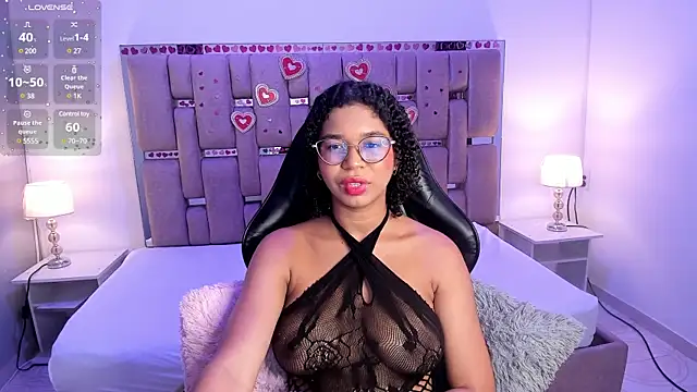 MilaHall  online show from 01/27/25, 03:37
