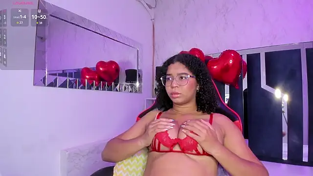 MilaHall  online show from 02/13/26, 04:52