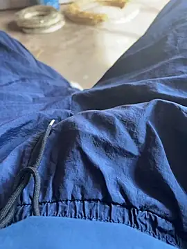 josle24 online show from 10/23/25, 08:18