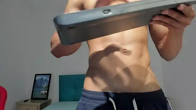 Snapshot of chriss_jones1 chatting on 04/21/26, 09:15 chriss jones1 online show from 04/21/26, 09:15