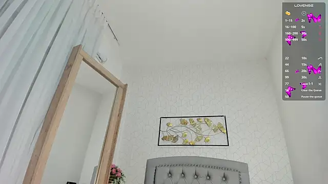 Snapshot of Katalella_murillo chatting on 02/14/25, 03:22 Katalella murillo online show from 02/14/25, 03:22