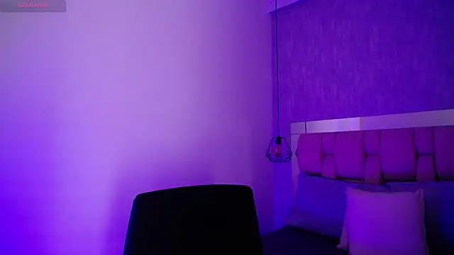 Roxie-Summers11 online show from 02/22/25, 07:25