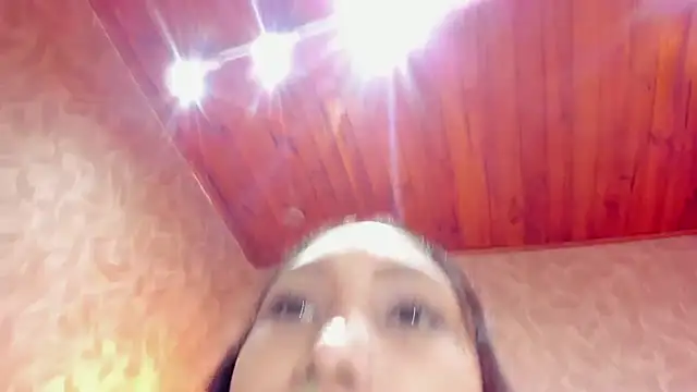 Snapshot of MadelineDoll chatting on 03/26/26, 01:49 MadelineDoll online show from 03/26/26, 01:49