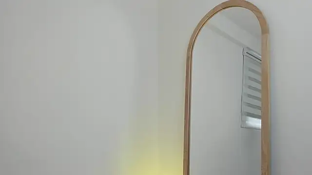 Julifoxx online show from 12/02/25, 09:10