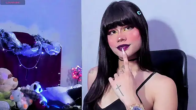 Snapshot of NATASHA_WINZ chatting on 12/09/24, 11:03 NATASHA WINZ online show from 12/09/24, 11:03