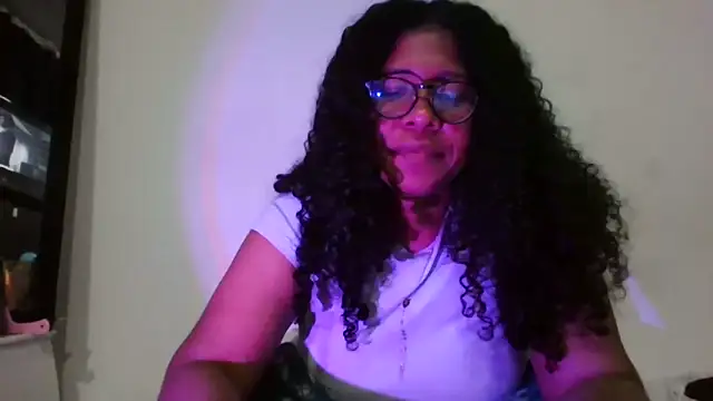 Ivon-09 online show from 10/25/25, 12:29